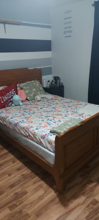 Room for rent in sharing basis 