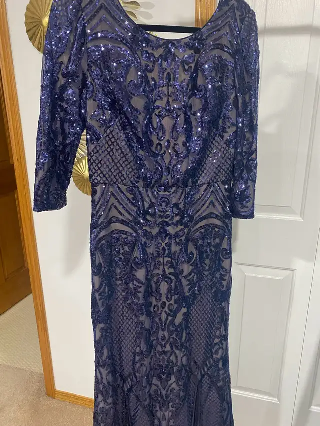dresses new  100$ each62863737015811121