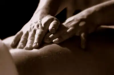 Excellent massage suédois par Massothérapeute d'expérience CERTIFIÉ RMQ (reçus sur demande) dans une...