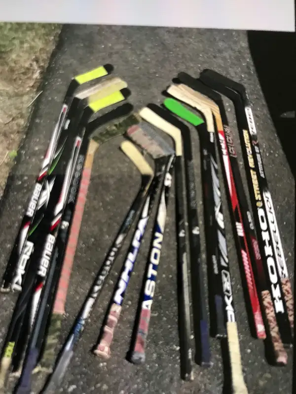 Hockey sticks left and right handed - multi item in Hockey in Peterborough - Image 3
