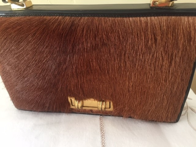 Rare! Vintage Corbeau Curio leather handbag,gazelle fur front in Women's - Bags & Wallets in Norfolk County - Image 2