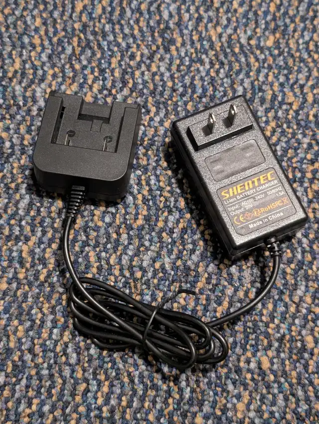 20V Li-ion Charger Compatible with Dewalt DCB205 DCB206 D in Power Tools in Oshawa / Durham Region - Image 2