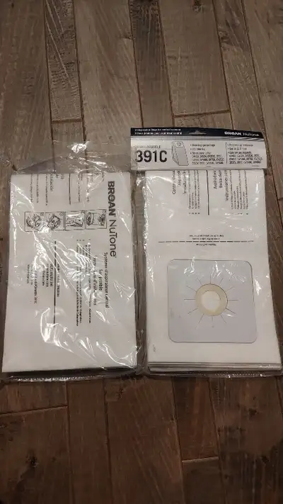 5 x 22.7 L Broan 391C vacuum bags. 3 in a sealed bag and 2 loose. All brand new. These disposable ba...