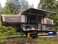 Fleetwood 2010 tent trailer and toy hauler