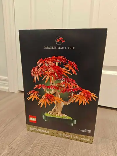 Selling a brand new LEGO 10348 The Botanical Collection Japanese Red Maple Bonsai Tree Stored in a p...