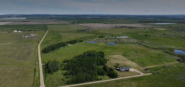 Kleskun Springs, County of Grande Prairie, Alberta