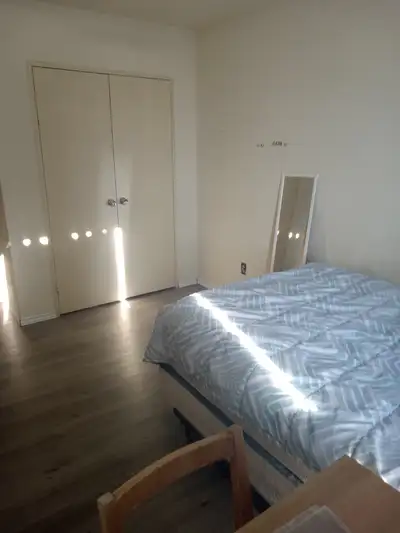Walk to Subway  [3 Bedroom 1F 1M 1Avil], View more