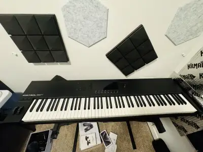 Native Instrument S88 Mk3. Like new., View more