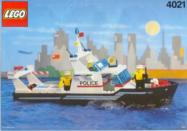 LEGO 4021 POLICE PATROL,  USED ,COMPLET, WITH INSTRUCTION dans Jouets et jeux  à Ville de Montréal