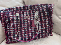 Gorgeous Guess Purse / Tote 