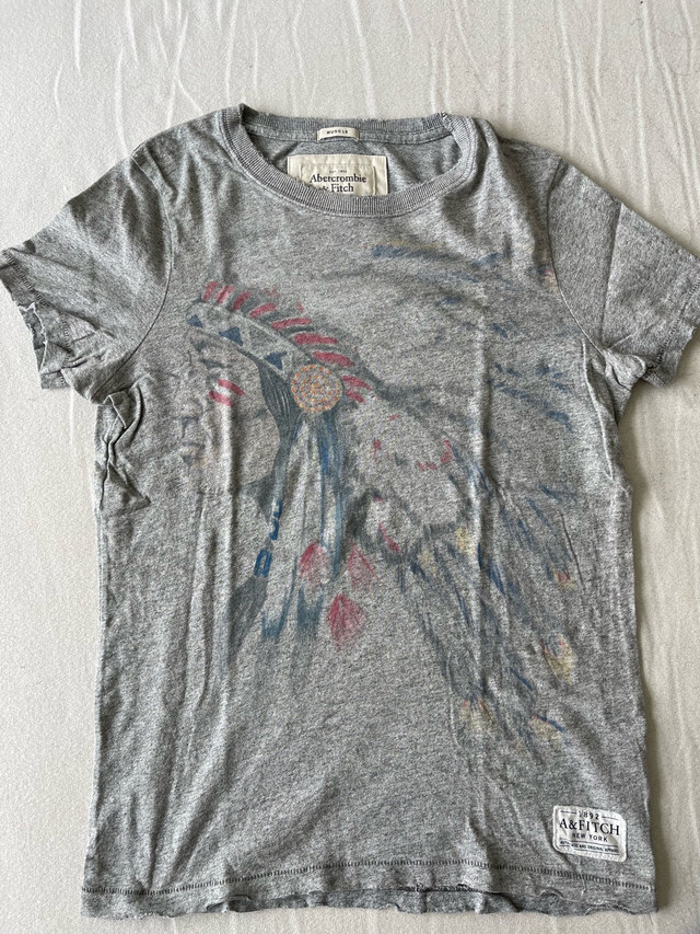 Abercrombie & Fitch T-shirts and many others in Kids & Youth in Calgary - Image 3