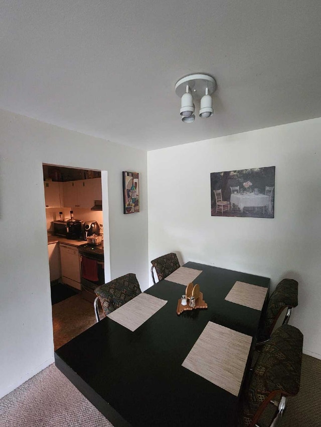 Room for Rent — photo 2