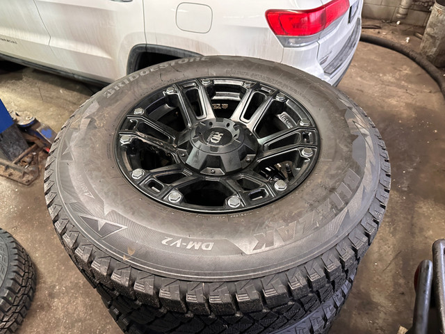 5 brand new winter tires bridgestone blizzak 255/75R17 wit in Tires & Rims in Ottawa