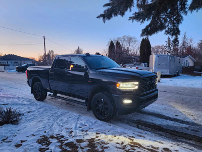 2019 Ram 3500 Big Horn 6.7L cummins