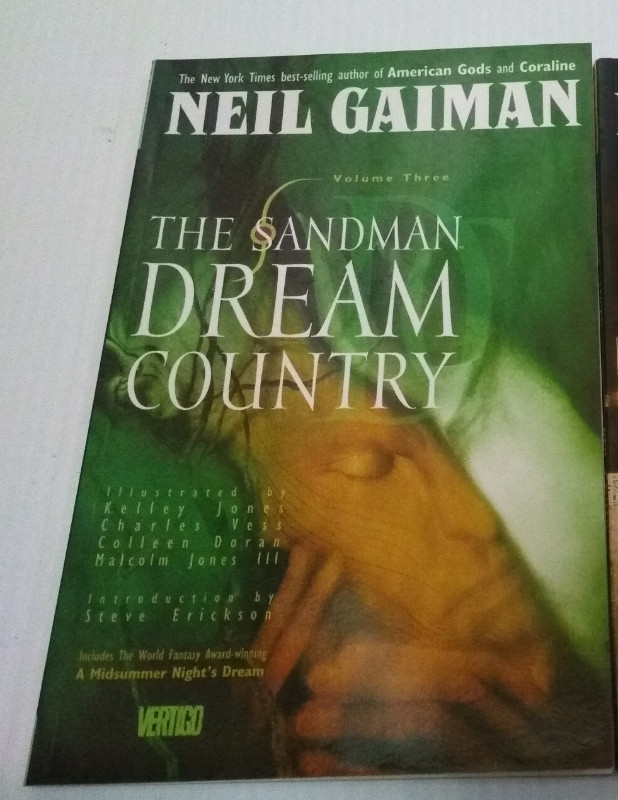 Comic Book: The Sandman Vol 3: Dream Country 1995 in Comics & Graphic Novels in Cambridge