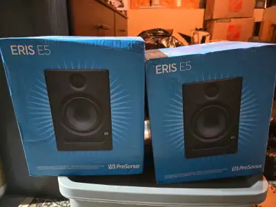 Presonus Eris E5 Speakers. Set of two, View more