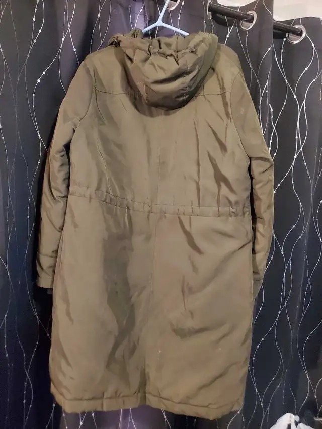 Women's Calvin Klein Winter Jacket - Medium in Men's in Kitchener / Waterloo - Image 4