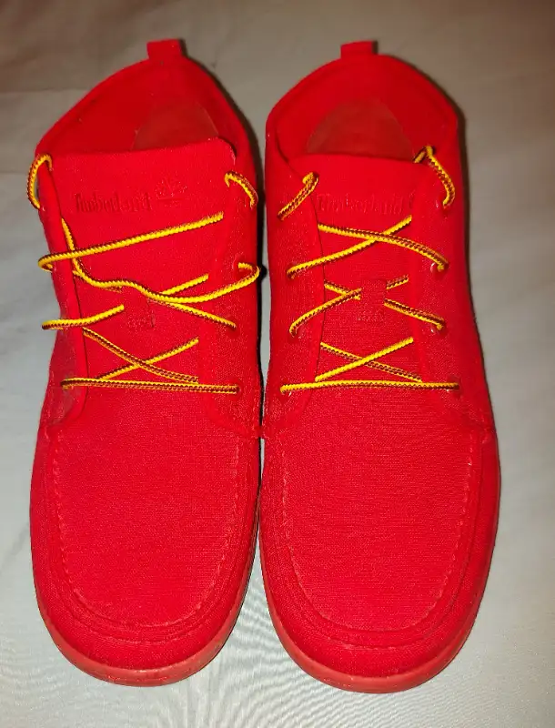 SOULIER / BOTTE TIMBERLAND in Men's Shoes in City of Montréal - Image 2