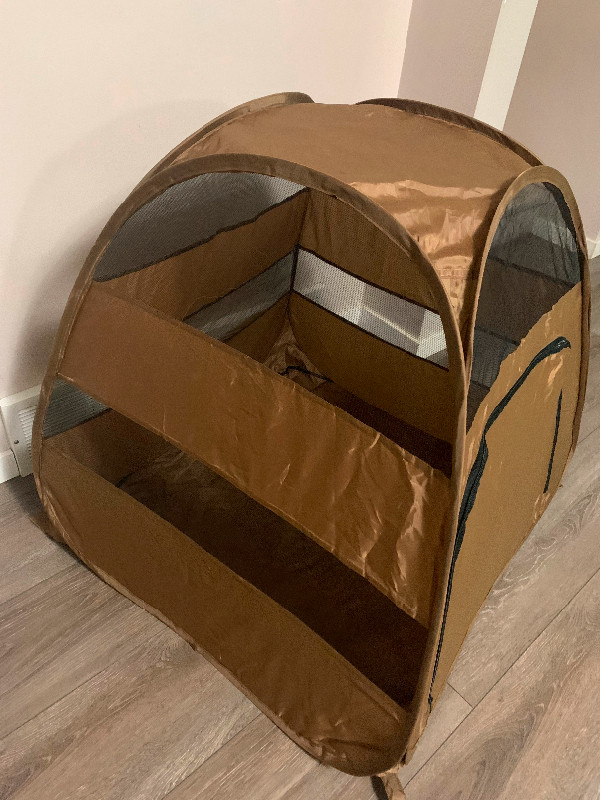 Brand New Foldable Pet Tent! in Accessories in Calgary - Image 3