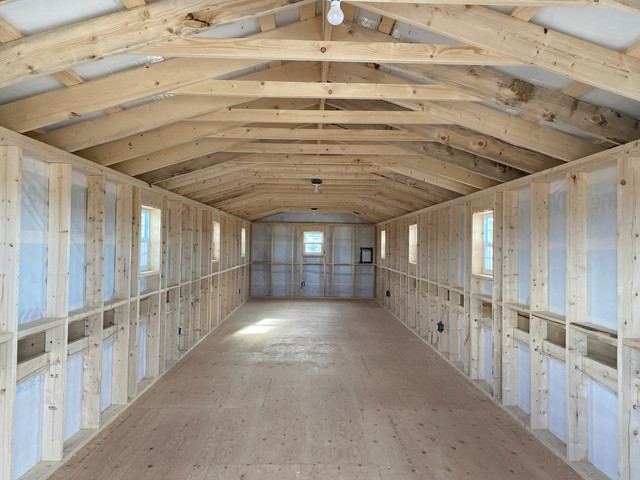 Horse Barn Western Style with Loft in Horses & Ponies for Rehoming in Medicine Hat - Image 3