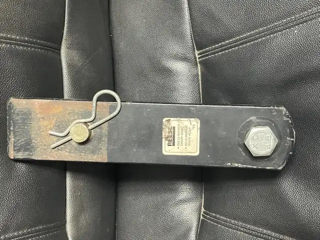 Trailer Hitch Receiver and 2” Ball in RV & Camper Parts & Accessories in Saskatoon - Image 3
