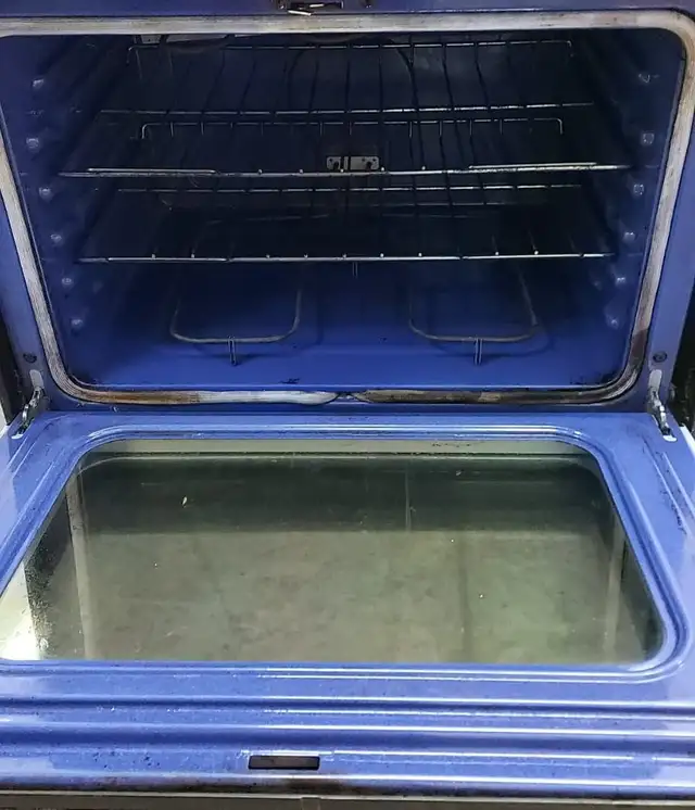 LG STAINLESS FLAT-TOP DOUBLE OVEN STOVE (model LDE3031ST) in Stoves, Ovens & Ranges in London - Image 8
