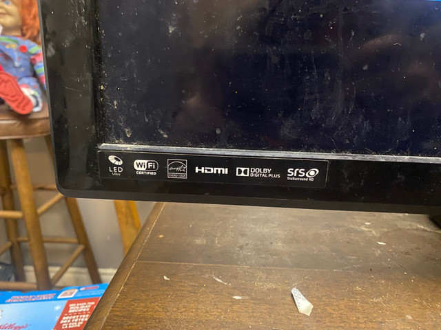 Looking for broken tvs  for free  in Free Stuff in Peterborough - Image 2