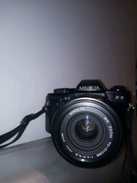 Minolta- X9   35mm SLR Film Camera W/ 70-210mm F/4.5-5.6 Lens