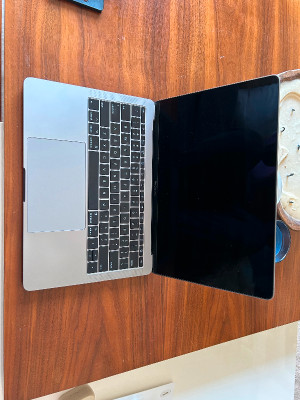 Macbook Pro 2017 | Laptops For Sale in Canada | Kijiji Classifieds