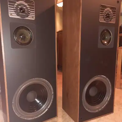 Mirage 750 speakers, View more