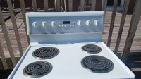 30-inch Frigidaire Electric Kitchen Stove & Oven For Sale