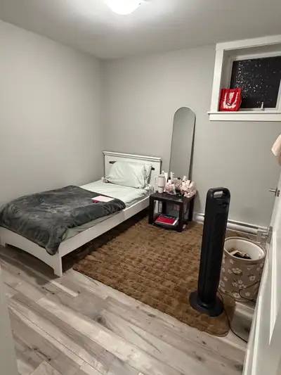 This cozy and well-maintained rental space features a private bedroom and a clean, functional 1-piec...