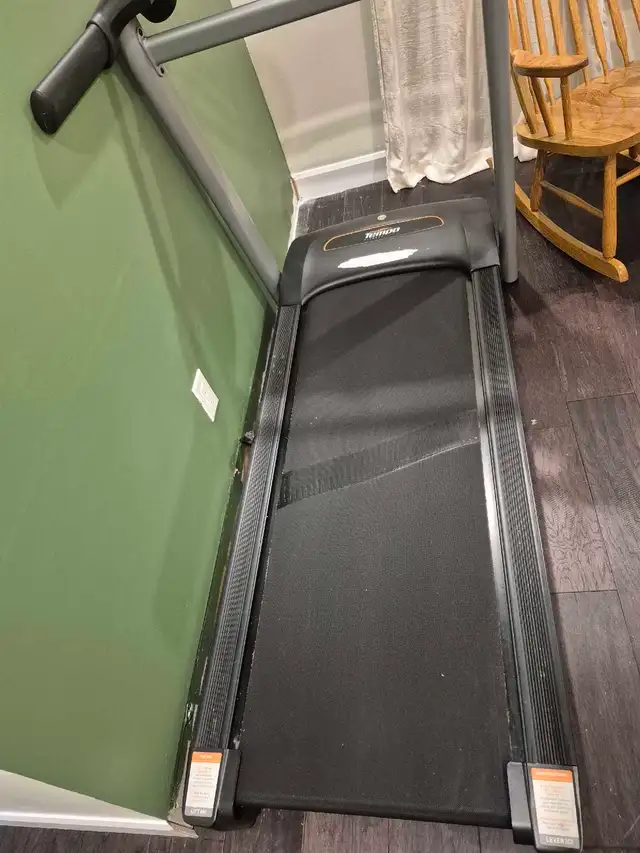 Treadmill  in Other in Ottawa - Image 6