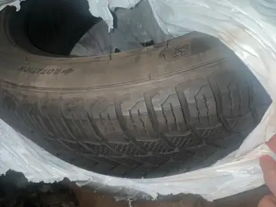 Michelin winter tires, 225/55R19, used for one season only