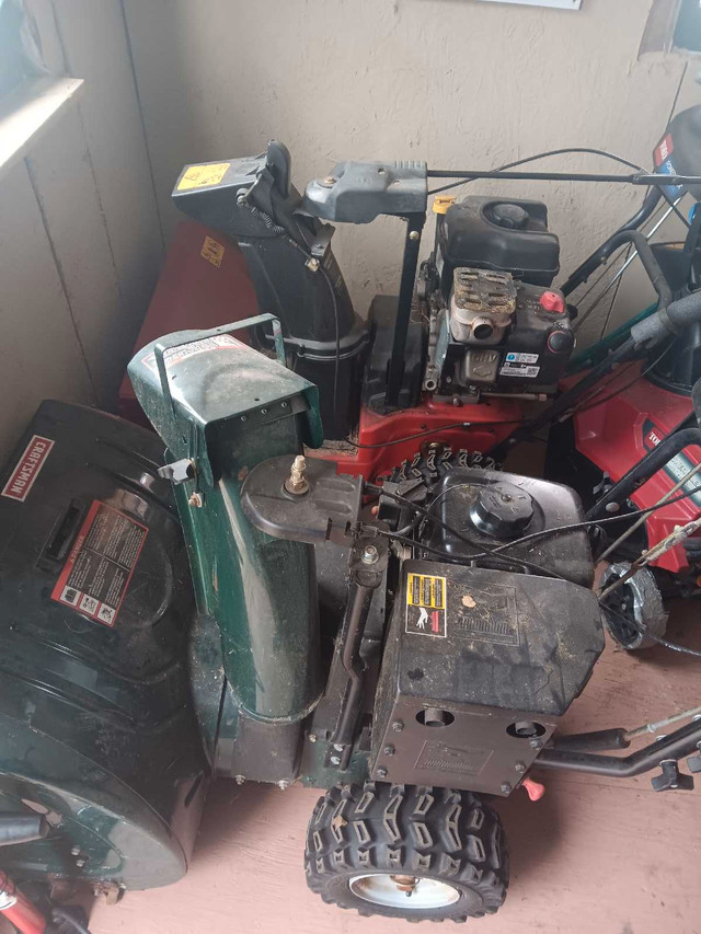 2 snow blowers for $120 or $80 for toro and $70 for craftsman in Snowblowers in Strathcona County