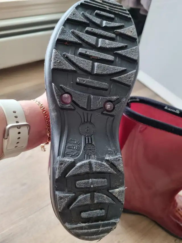 Kamik Rubber Boots in Women's - Shoes in Calgary - Image 4