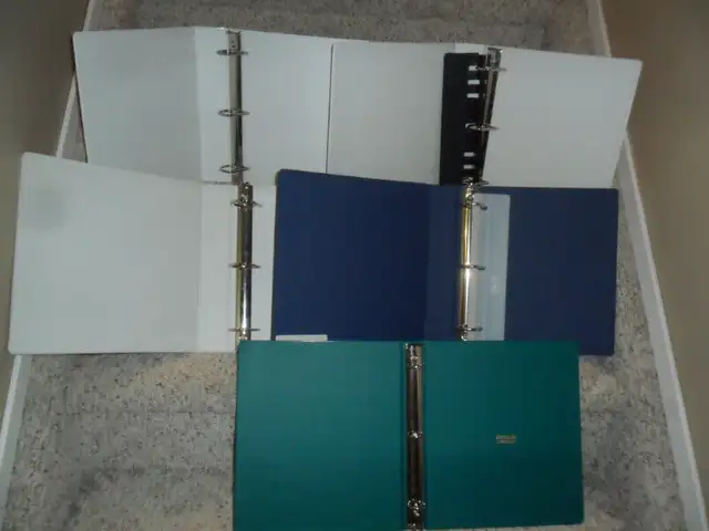 Ring Binders 1 1/2", 2"+3. I have 2-3", 4-2"and 1- 1 1/2'. They63351296315393122