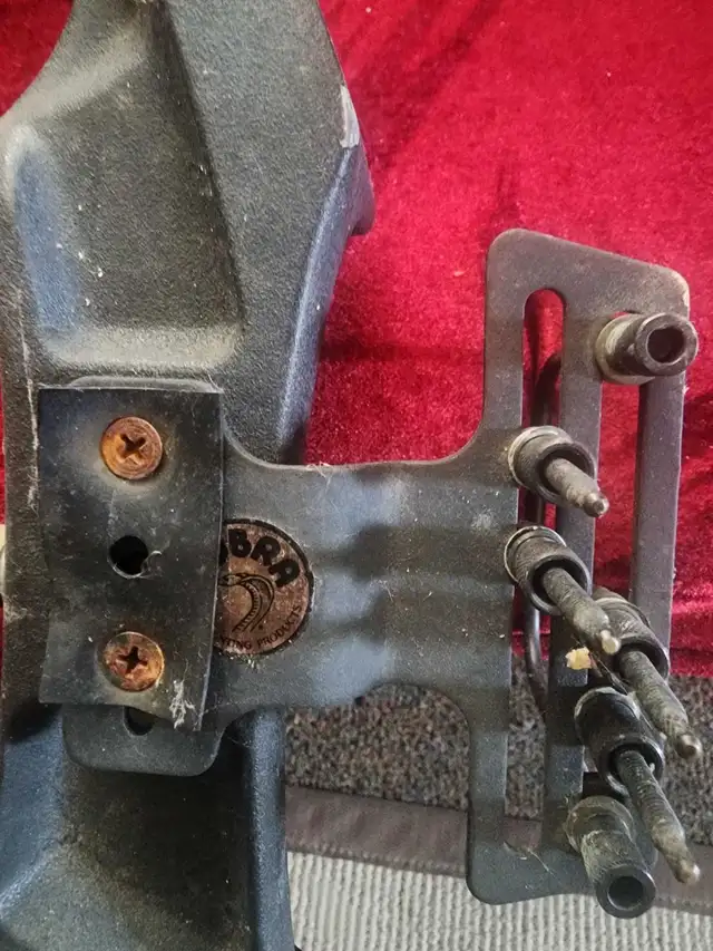 Hunting BOW in Fishing, Camping & Outdoors in Norfolk County - Image 8