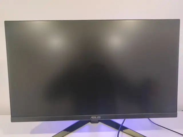 Powerful Gaming PC Bundle + monitor + keyboard + mouse in Desktop Computers in City of Montréal - Image 6