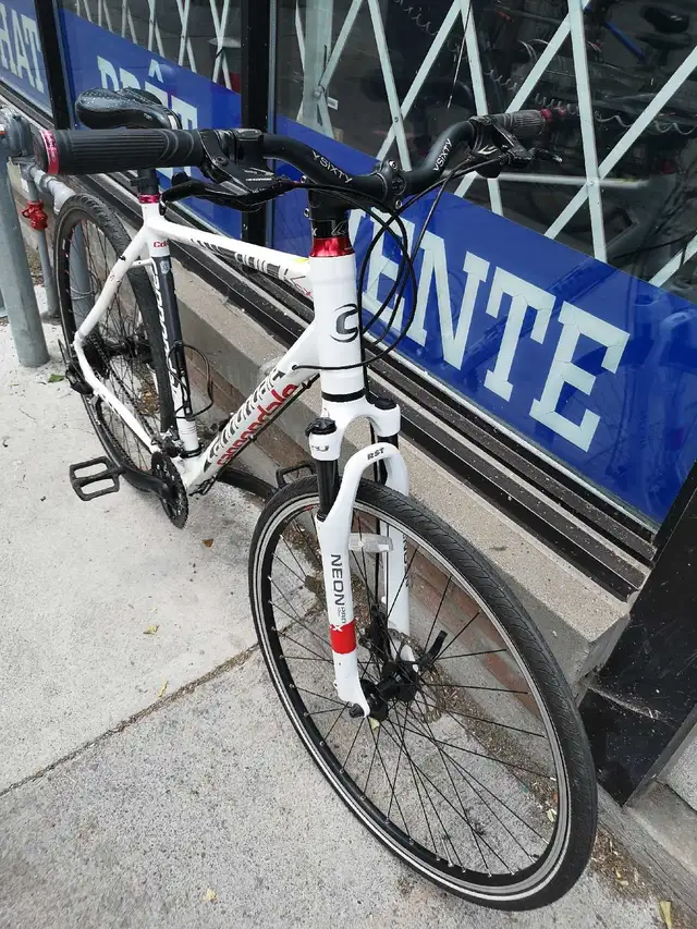 Grand Vélo de route in Road in City of Montréal - Image 3