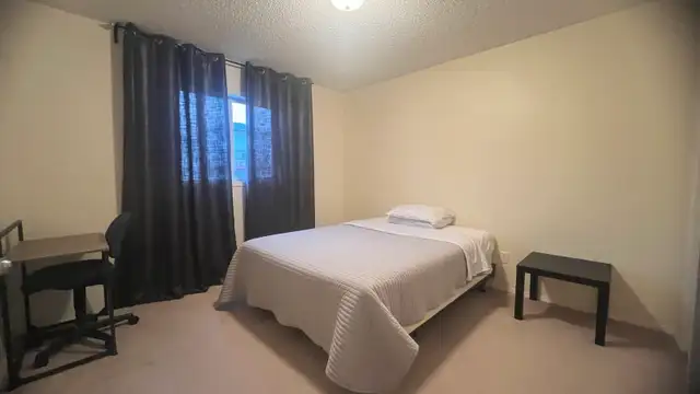 Rooms for Rent Private Rooms Close by Londonderry Mall