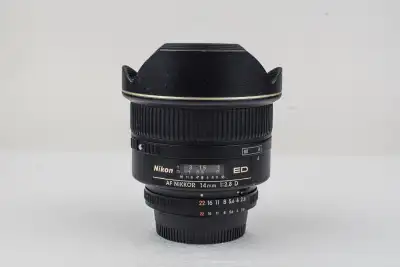 Nikon 14mm F2.8d, View more