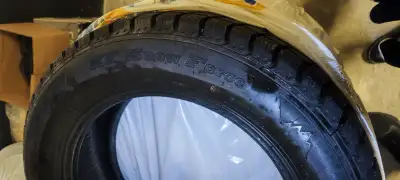 I have four KIN FOREST snow tires to sell. Their size is P225/60R 17, and cold tire pressure is 230...