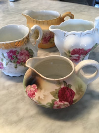 VINTAGE ROSES/LILAC CREAMERS