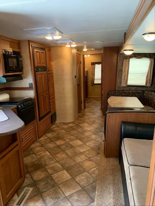 Roulotte à vendre Denali 31 pieds 2013 dans VR et caravanes  à Ville de Québec - Image 3