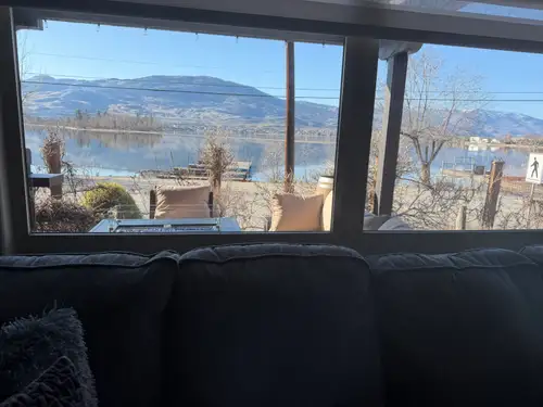 Prestigious Osoyoos Lakeside Villa. Canada’s warmest spot High-level renovation top furniture, insid...