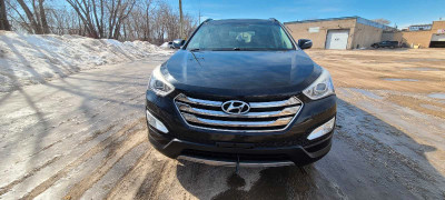 2014 Hyundai Sante fe 2.0 T Premium , Comes with new Safety, Moo
