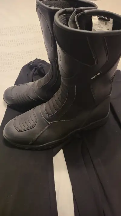 Good news, I love them so much that I bought two pairs, keeping one set. Bad news I barely use them,...