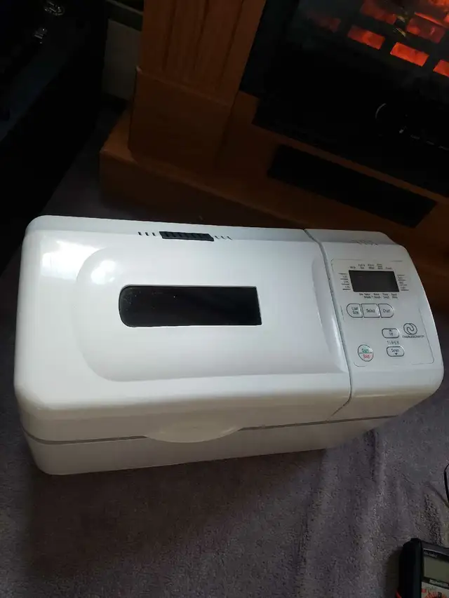 bread maker  in Microwaves & Cookers in Markham / York Region - Image 3
