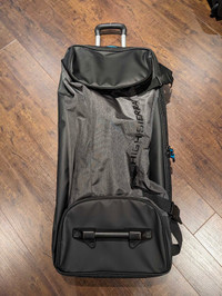 Brand New 32" High Sierra Wheeled Luggage 